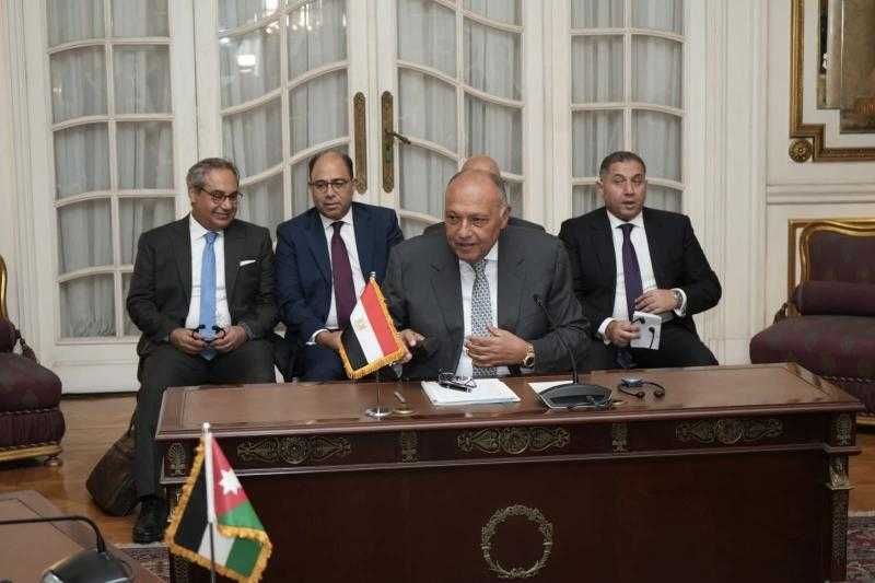 بدء مباحثات ثلاثية مصرية فرنسية أردنية لبحث مسارات التحرك لتحقيق الوقف الدائم لإطلاق النار في غزة