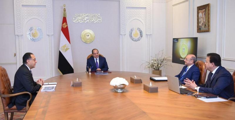 الرئيس السيسي يطلع على معدلات الإنجاز الخاصة بعدد من المشروعات القومية في قطاع الصحة