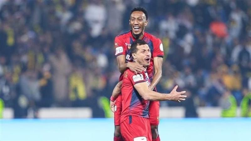التعادل السلبي يخيم على مواجهة الحزم وضمك بالدوري السعودي