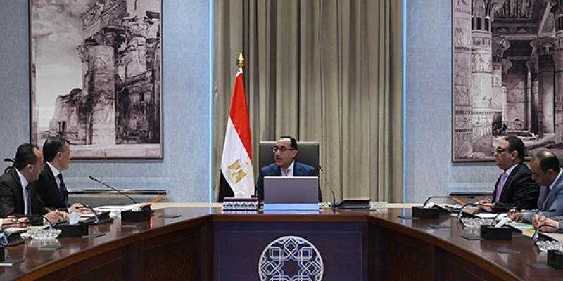 مدبولي يُتابع عددًا من ملفات عمل السياحة والآثار لتشجيع الاستثمارات وجذب المشروعات السياحية