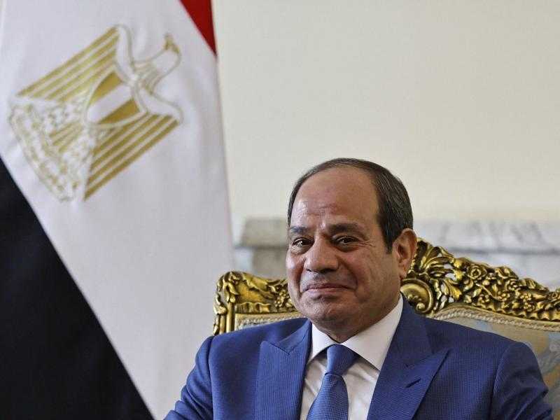 الرئيس السيسي لـ ”المصريين”: أنتم البطل والمُعلم.. و”بقيت مسئول معاكم مش عليكم”