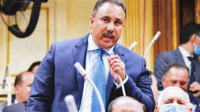 برلماني: رسائل السيسي خلال إفطار الأسرة المصرية يؤكد التزام الدولة بالاستمرار في عملية الإصلاح