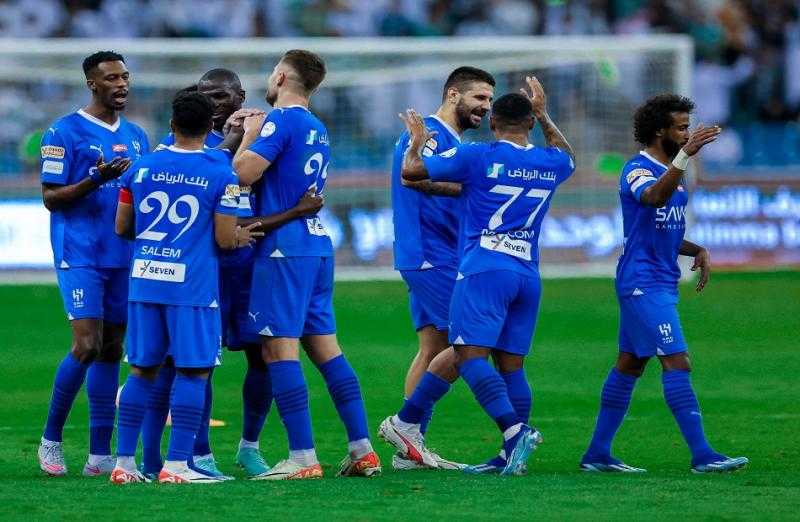 الهلال السعودي يعلن تمديد تعاقده مع مدربه جيسوس لموسم واحد