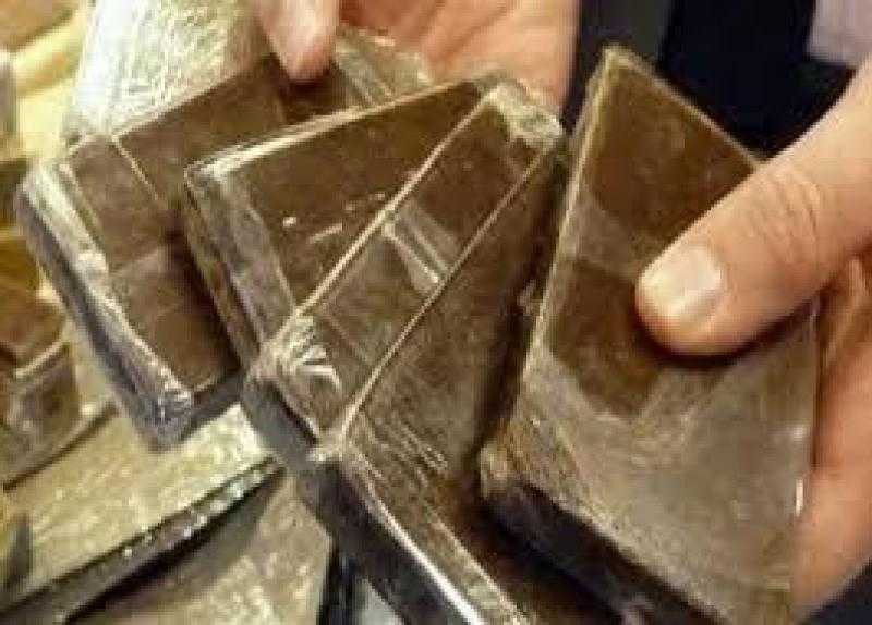ضبط 4 قضايا اتجار في المواد المخدرة والأسلحة النارية بدمياط