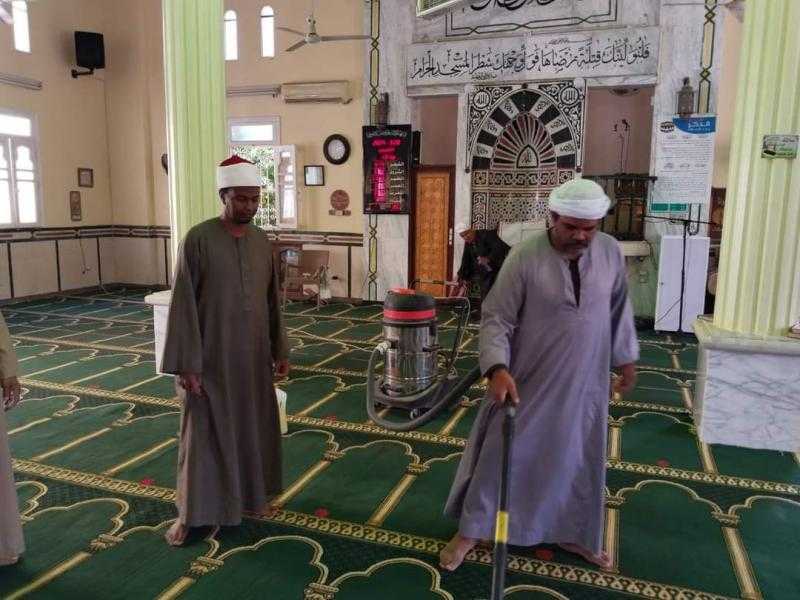 استعدادا لعيد الفطر.. «أوقاف البحر الأحمر» تبدأ حملة لنظافة وتطهير المساجد
