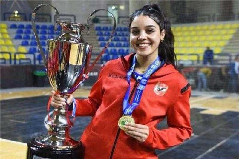 رفع الإيقاف عن زينة العلمي والاكتفاء بتغريمها 50 ألف جنيه بعد الاعتذار لاتحاد الطائرة