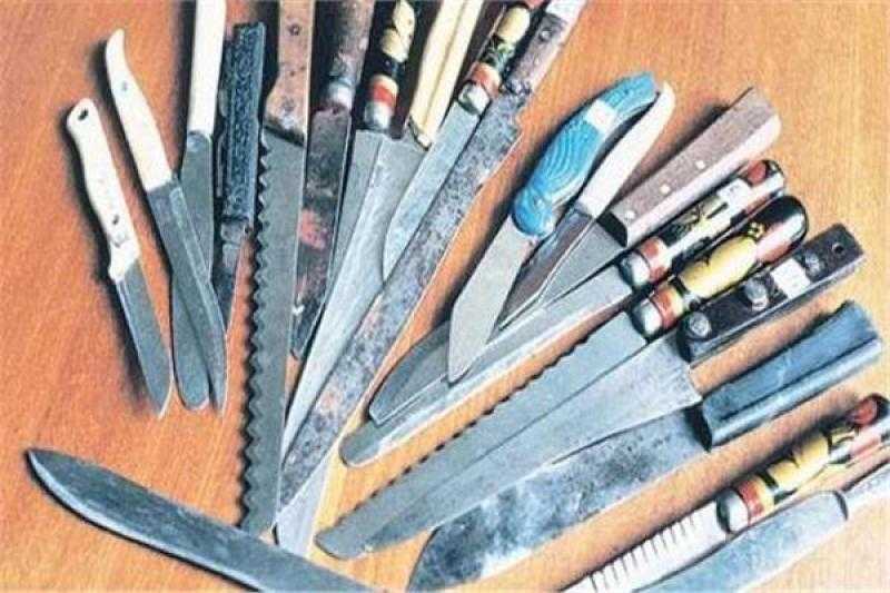 الشرطة تضبط 186 قطعة سلاح أبيض خلال حملات أمنية