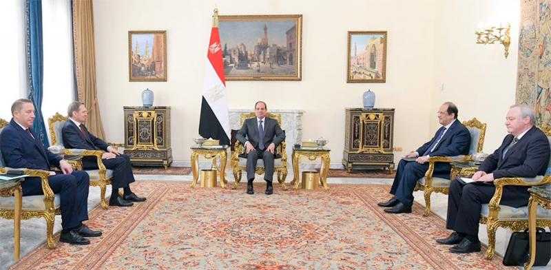 الرئيس السيسي يستقبل رئيس جهاز الاستخبارات الخارجية الروسية