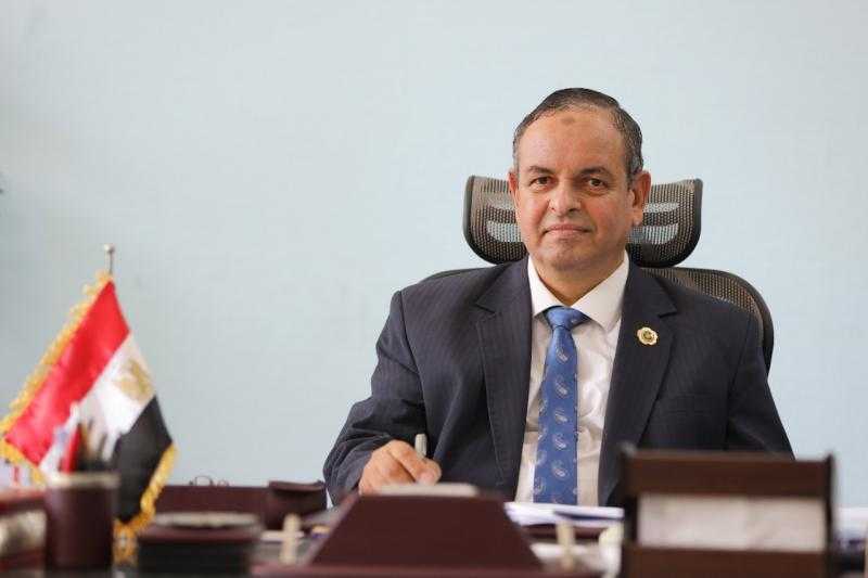 رئيس مصلحة الجمارك: 537 ألفًا من المقيمين بالخارج سجلوا في تطبيق استيراد السيارات