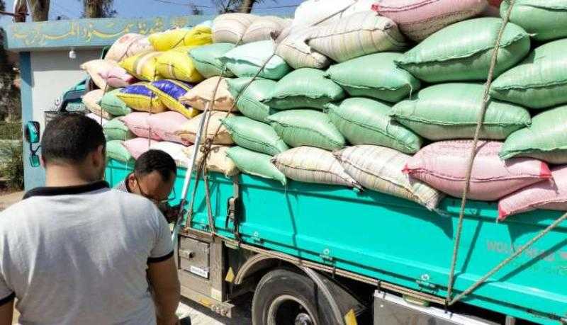 بحضور البنك الزراعي المصري.. وزير التموين يعلن استلام 750 ألف طن قمح محلي خلال 15 يوماً