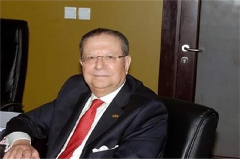 بعد قرار الفيدرالي الأميركي.. خبير مصرفي يتوقع رفع سعر الفائدة بالبنك المركزي
