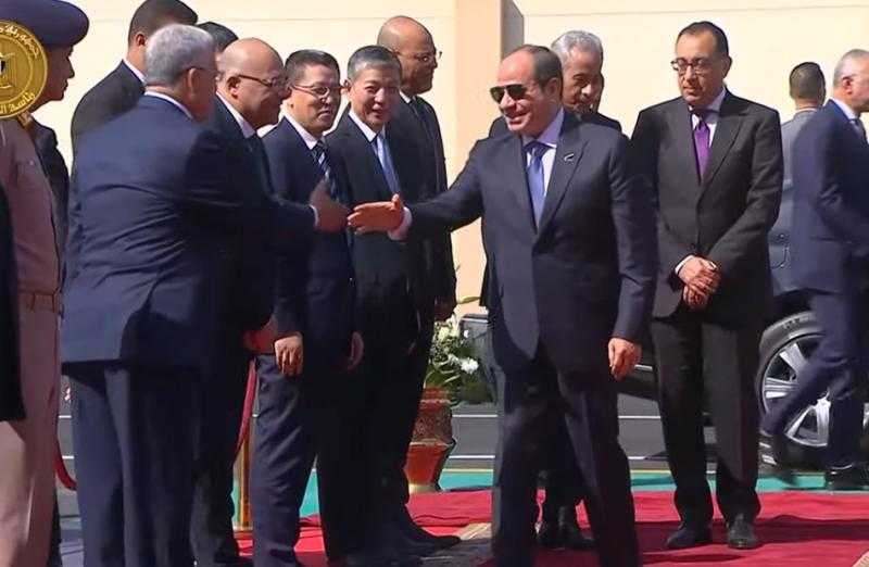 الرئيس السيسي يصل مقر الاحتفال بعيد العمال