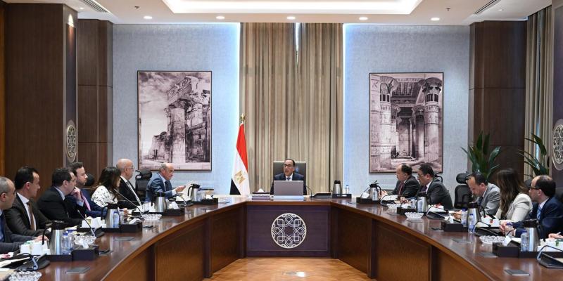 رئيس الوزراء يتابع ملفات تصدير العقار وتفعيل صناديق الاستثمار العقاري