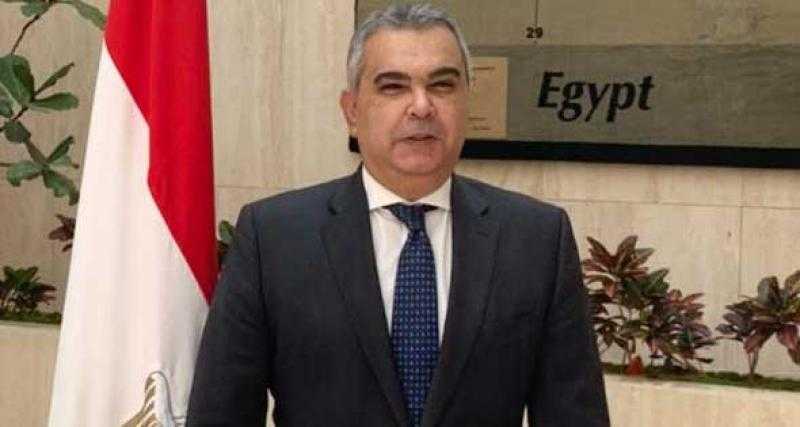 السفير المصري في واشنطن يؤكد رفض مصر القاطع لسيناريوهات التهجير القسري لسكان القطاع إلى الأراضي المصرية