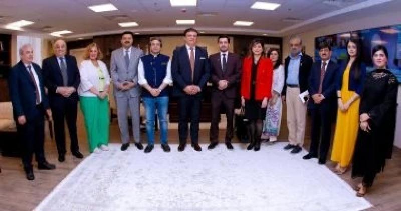 رئيس الهيئة الوطنية للإعلام يستقبل وفدا إعلاميا من دولة باكستان