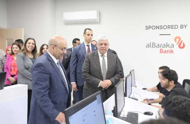 وزير التعليم العالي يتفقد جامعة السويدي للتكنولوجيا