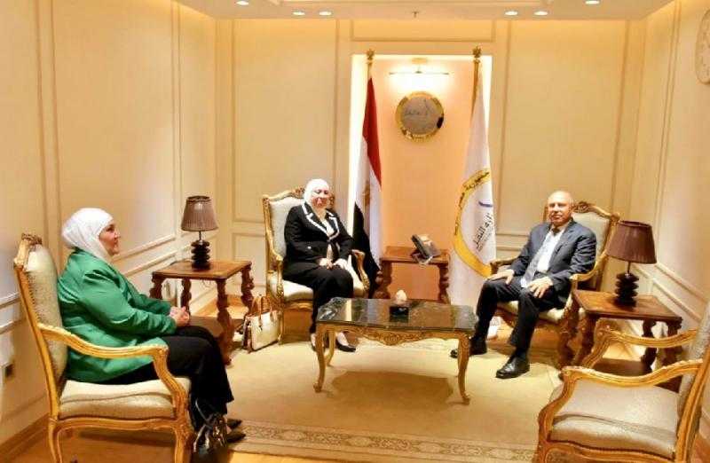 وزير النقل يستقبل نظيرته الأردنية لبحث التعاون المشترك