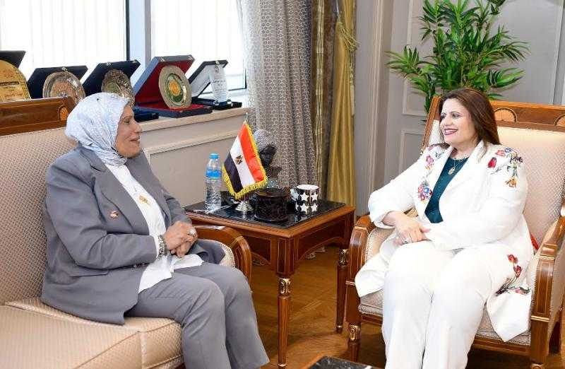 وزيرة الهجرة تثمن دور أبناء مصر بالخارج في تعزيز الاقتصاد الوطني وضخ الاستثمارات