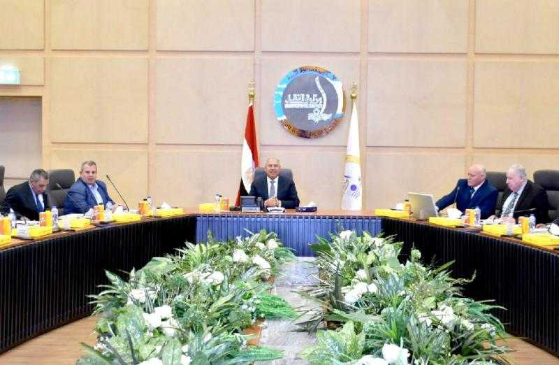 وزير النقل: استغلال أمثل لكافة الأراضي التابعة لهيئات وشركات الوزارة لزيادة العوائد المالية| صور