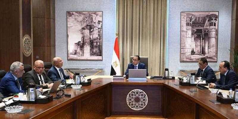رئيس الوزراء يتابع مع وزير النقل عددا من ملفات العمل