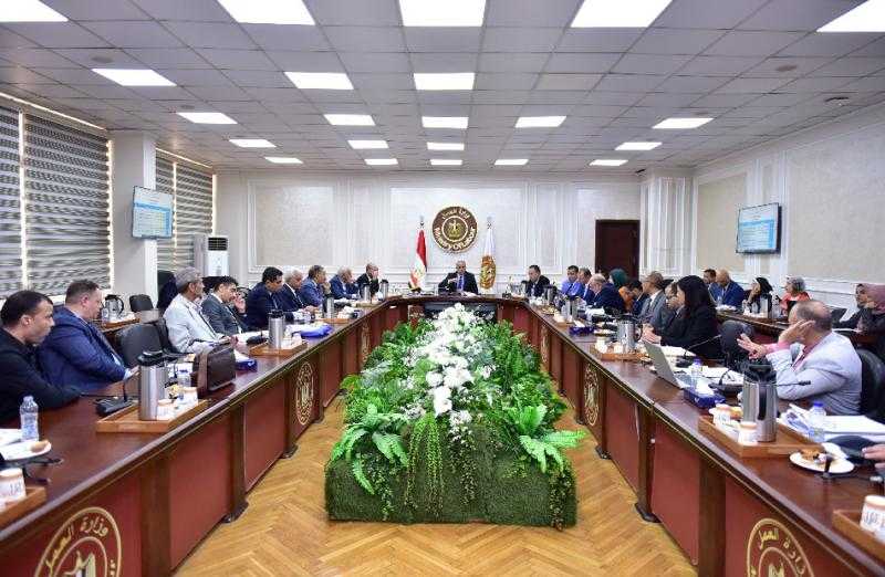 وزير العمل يُعلن عدم إدراج مصر على قائمة الملاحظات الدولية لعام 2024