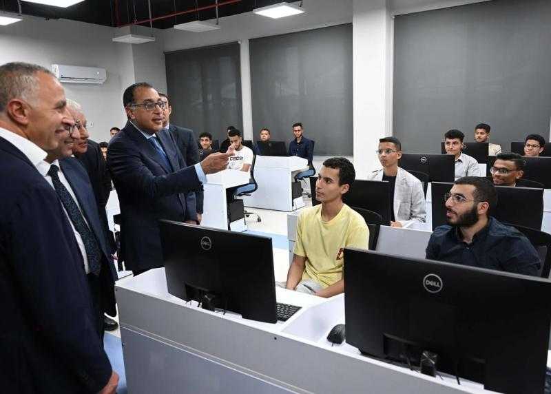 مدبولي عن الجامعات التكنولوجية: تربط الدراسة بالتدريب والتأهيل وفق متطلبات سوق العمل