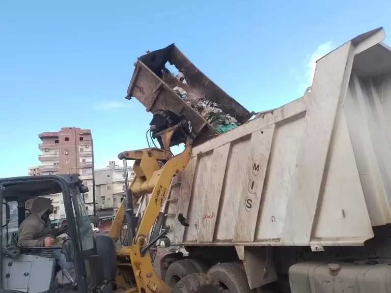 رفع 2049 طن مخلفات في حملات مكثفة بأحياء الإسكندرية