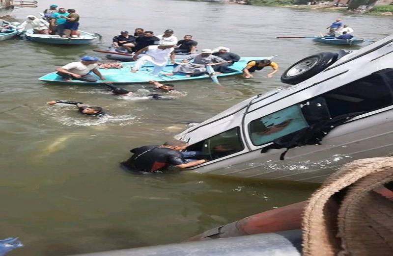 القبض على سائق الميكروباص المتسبب في حادث ”معدية أبوغالب” بمنشأة القناطر