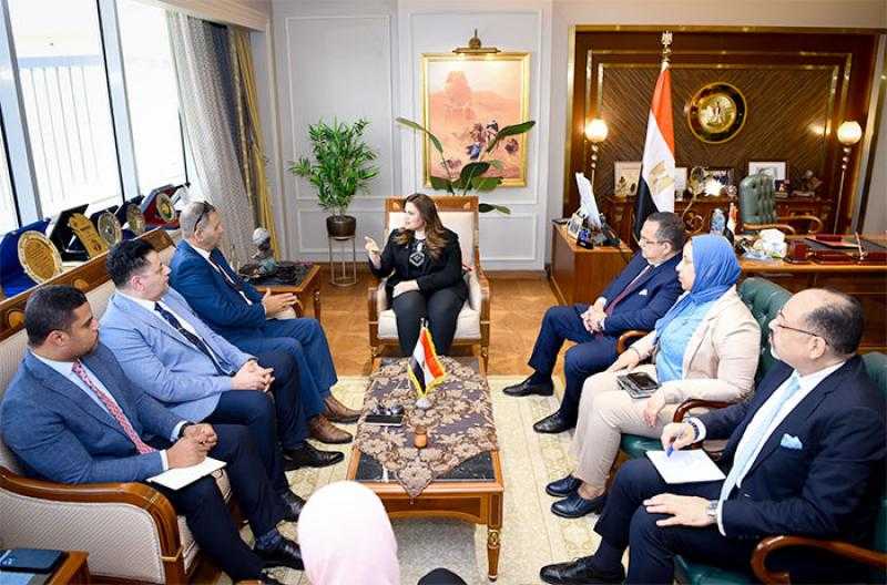 مشروع ميناء جاف بالعين السخنة.. مستثمرون بالخارج يقدمون مقترحا جديدا لوزيرة الهجرة