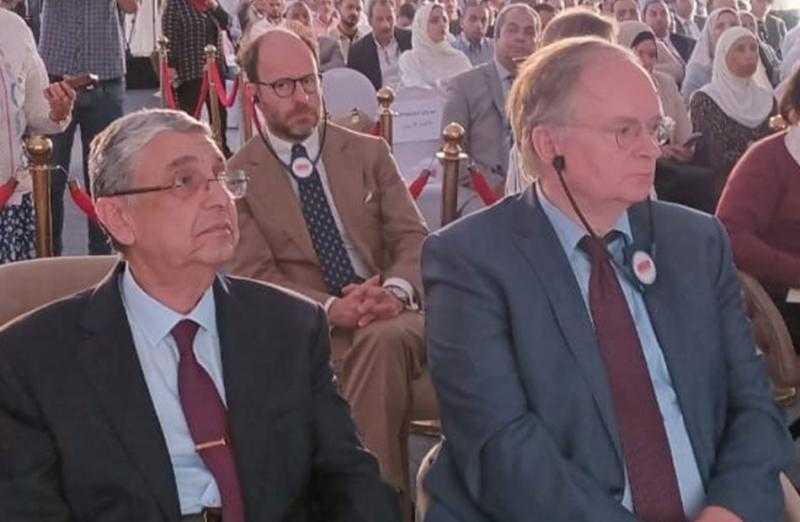 الكهرباء: توقيع 4 مذكرات تفاهم مع شركات محلية وعالمية للتوسع بمشروعات طاقة الرياح