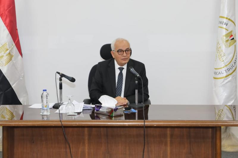 وزير التعليم يكشف موقف اللغات الأجنبية الثانية في المرحلة الإعدادية من النجاح والرسوب