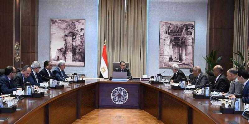 توجيه جديد من رئيس الوزراء بشأن تعيين 30 ألف مُعلم سنويًا لسد العجز في أعداد المدرسين