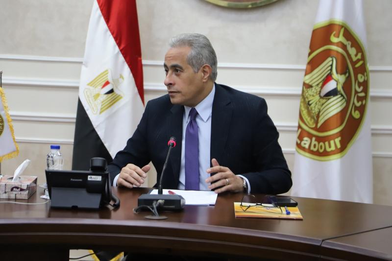 وزارة العمل: 3537 وظيفة جديدة في 48 شركة خاصة تنتظر شباب 15 مُحافظة