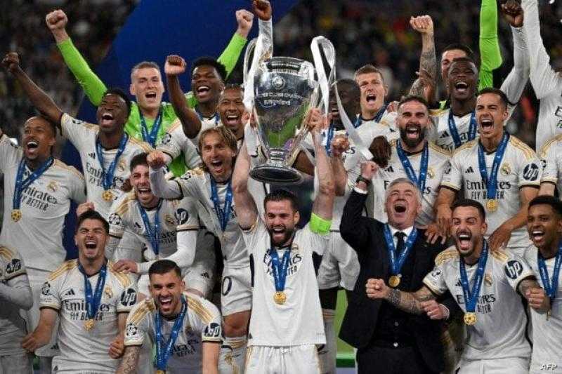 ريال مدريد يحتفل بلقب دوري الأبطال بين جماهيره