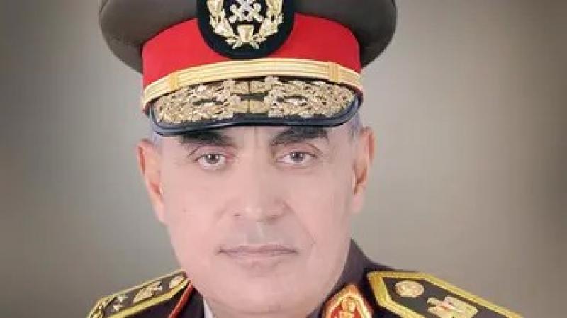 وفاة والدة الفريق أول صدقي صبحي.. وكبار رجال الدولة يتقدمون الجنازة بمسجد المشير