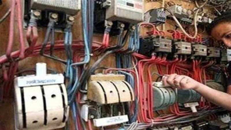 البترول والكهرباء تعلنان الانتهاء من إجراء تخفيف الأحمال الكهربائية لساعة إضافية
