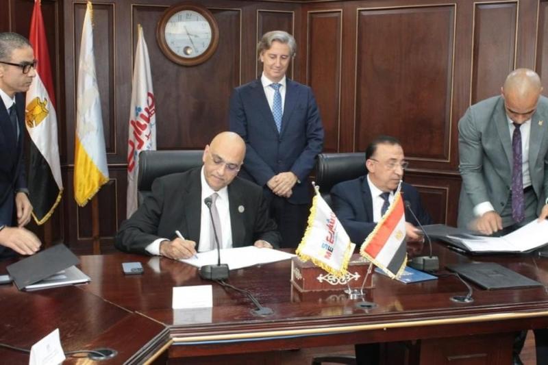 جهاز تنمية المشروعات يمول مشروعات تطوير البنية الأساسية بـ 105 مليون جنيه بمحافظة الإسكندرية