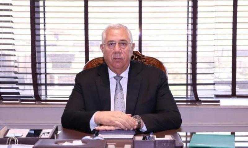 وزير الزراعة يعلن فتح أسواق فنزويلا أمام البرتقال المصري| صور