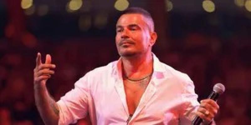 عمرو دياب يقاضي الشاب بطل واقعة «الصفع» في حفل زفاف