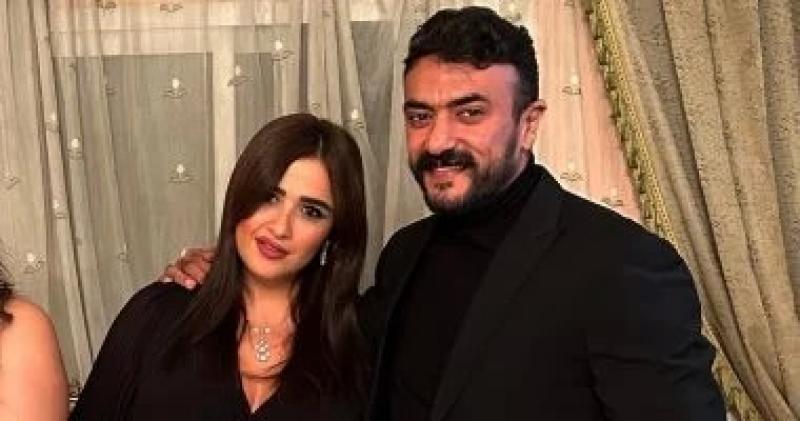 العوضي يهنئ ياسمين عبد العزيز على مسلسلها: هتدغدغى الدنيا يا وحش الكون