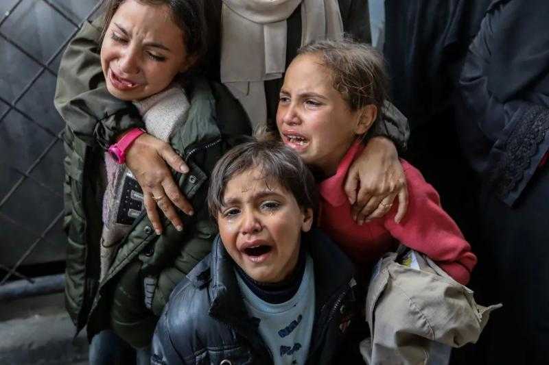 الصحة العالمية تحذر: سوء التغذية يهدد حياة آلاف الأطفال في غزة