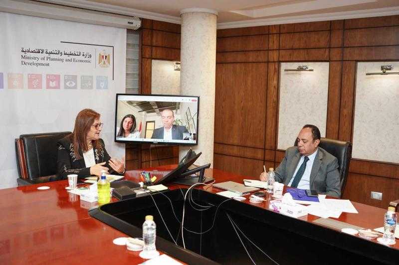 وزيرة التخطيط تتابع تطورات إنشاء الصندوق السيادي للصناعة