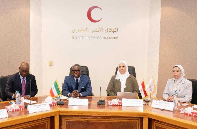 القباج تستعرض جهود الهلال الأحمر في التعامل مع الأزمات الدولية وعلى رأسها أزمة غزة|صور