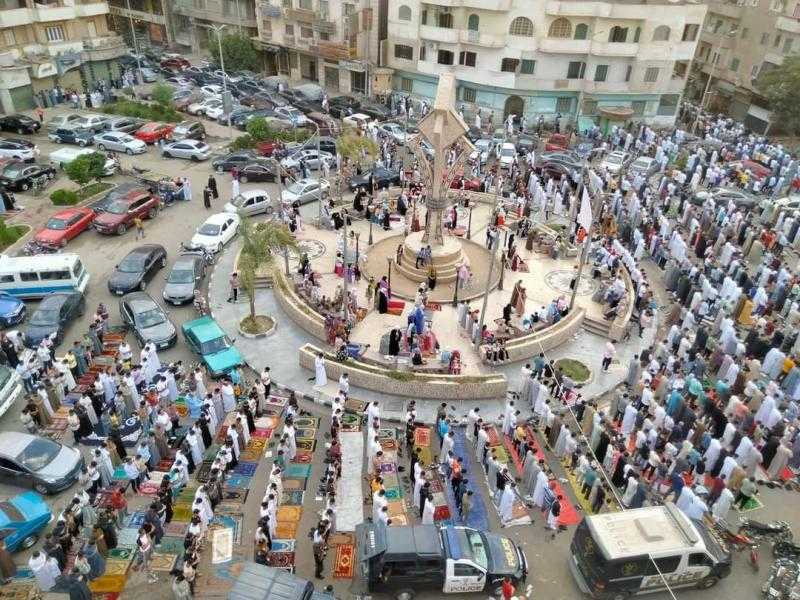 المصريون يؤدون صلاة عيد الأضحى في أكثر من 6000 ساحة بخلاف المساجد