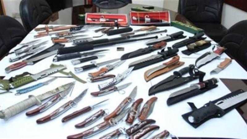 ضبط 3 أشخاص لحيازتهم أسلحة نارية دون ترخيص بالإسكندرية