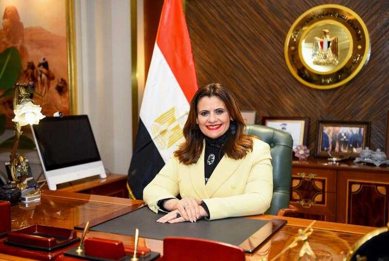 لحظة بلحظة.. غرفة عمليات وزارة الهجرة تتابع على مدار الساعة أوضاع الحجاج المصريين