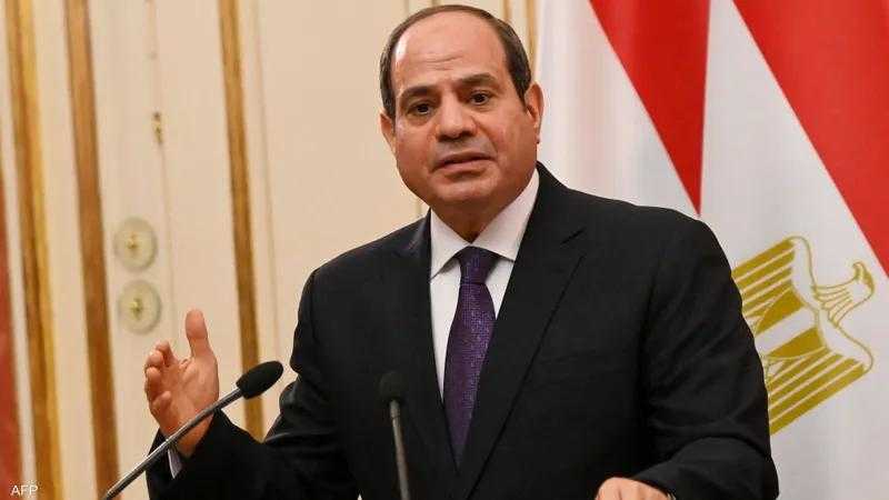 الرئيس السيسي يدعو العاملين بالدولة لتجديد العزم على خدمة الوطن والمواطنين