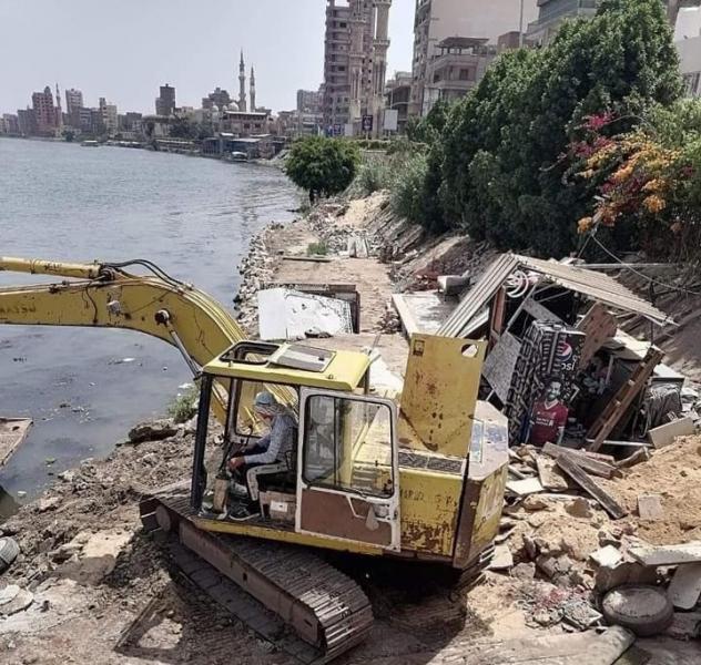 إزالة 22 تعديًا على أملاك الدولة في البحيرة