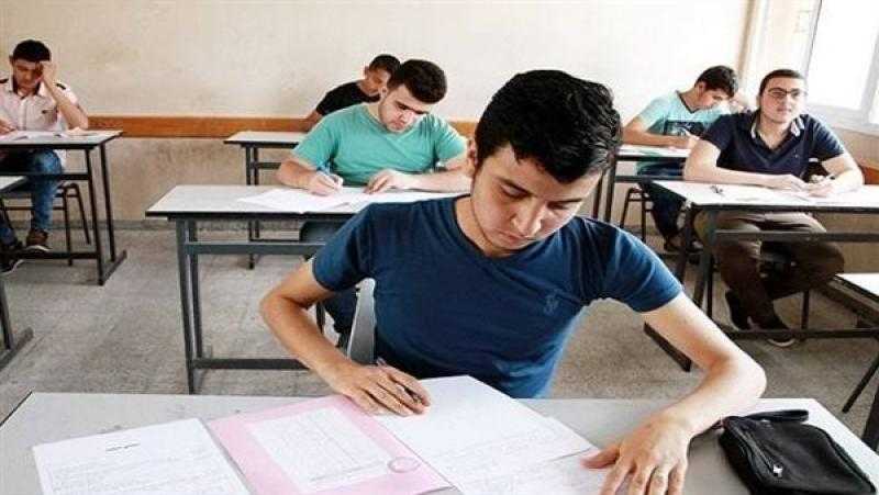 خبير تربوي يوجه نصيحة مهمة لأولياء الأمور وطلاب الثانوية العامة