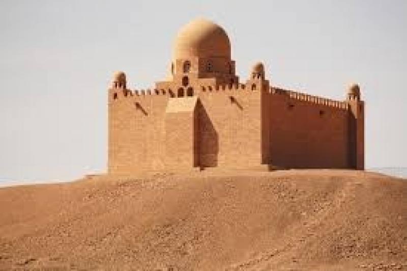 التفاصيل الكاملة للكشف الأثري بمنطقة ضريح ”أغاخان” فى أسوان